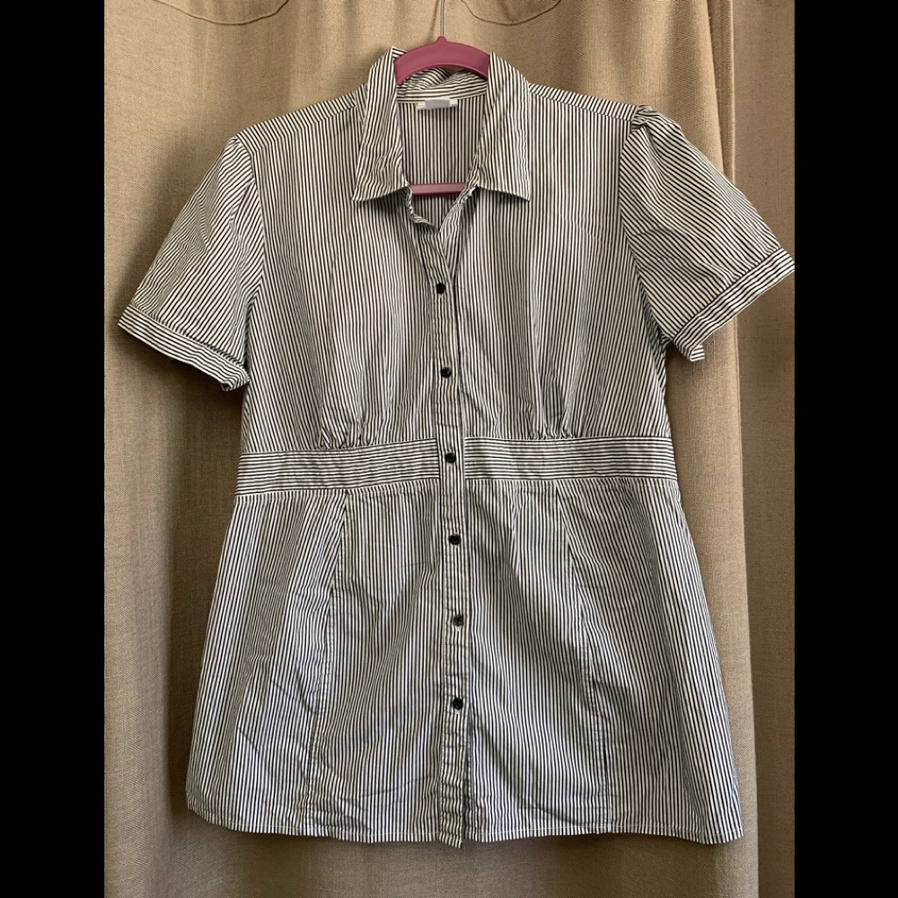 Motherhood maternity shirt